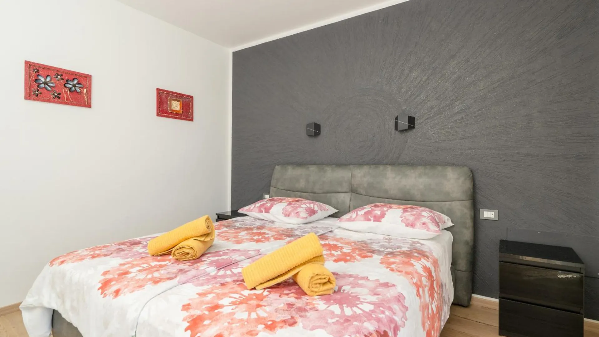Villa Posidonia Near Pula With Sea View And Surrounded By Olive Trees Krnica 0*,
