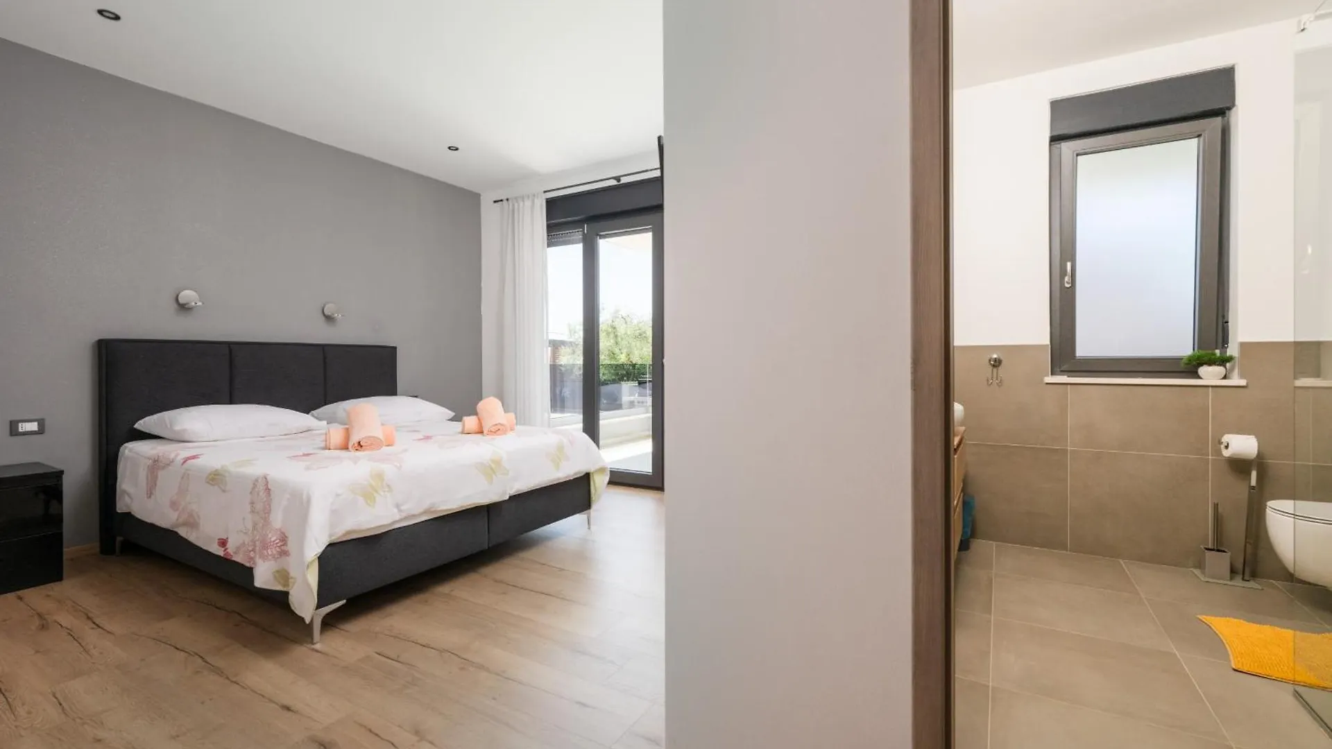 Villa Posidonia Near Pula With Sea View And Surrounded By Olive Trees Krnica Kroatien